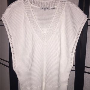 V neck sweater